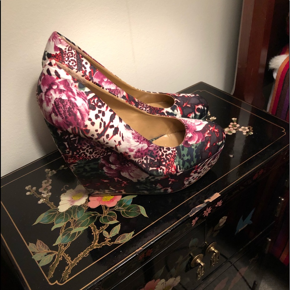 Women’s wedge heel by Call It Spring